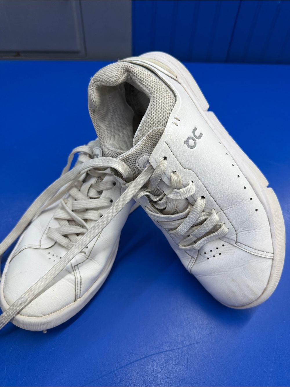 On Running White Men’s Low-Top Sneakers